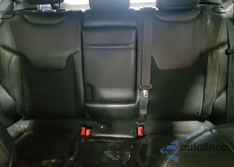 2018 Jeep Compass Latitude z USA, uszkodzony, nr VIN 3C4NJDBB9JT281390